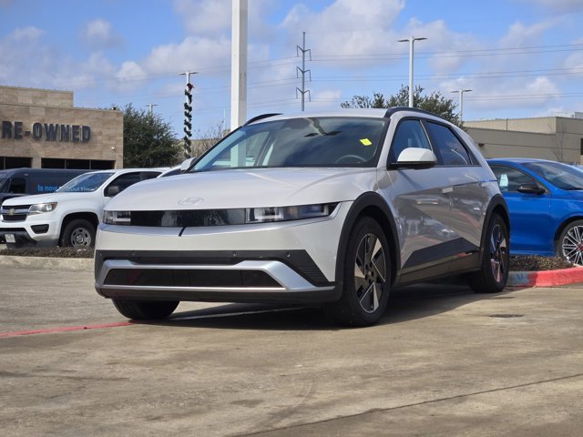 Certified 2025 Hyundai Ioniq 5 SEL image 3