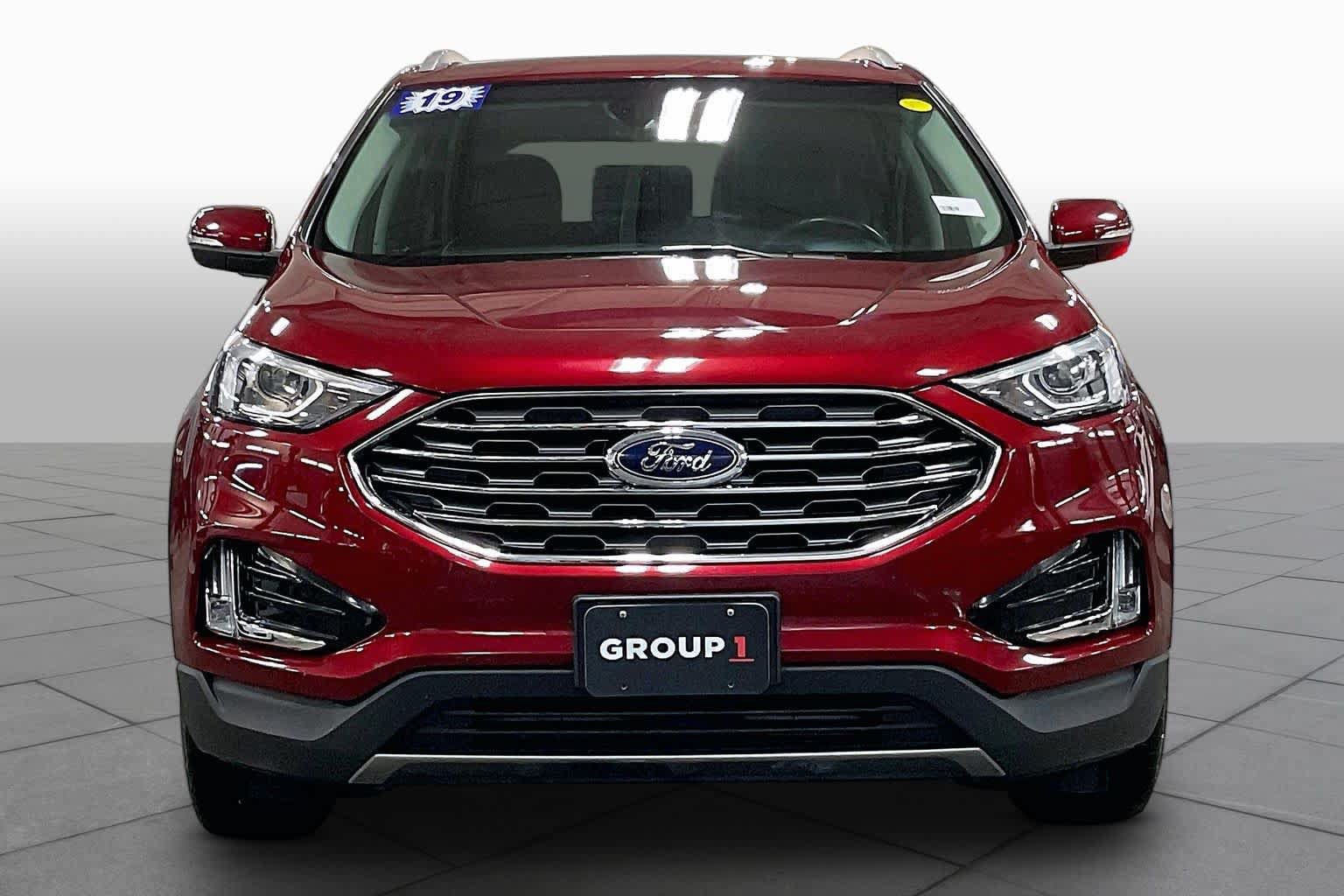 Used 2019 Ford Edge SEL w/ Equipment Group 201A AWD/4WD image 4