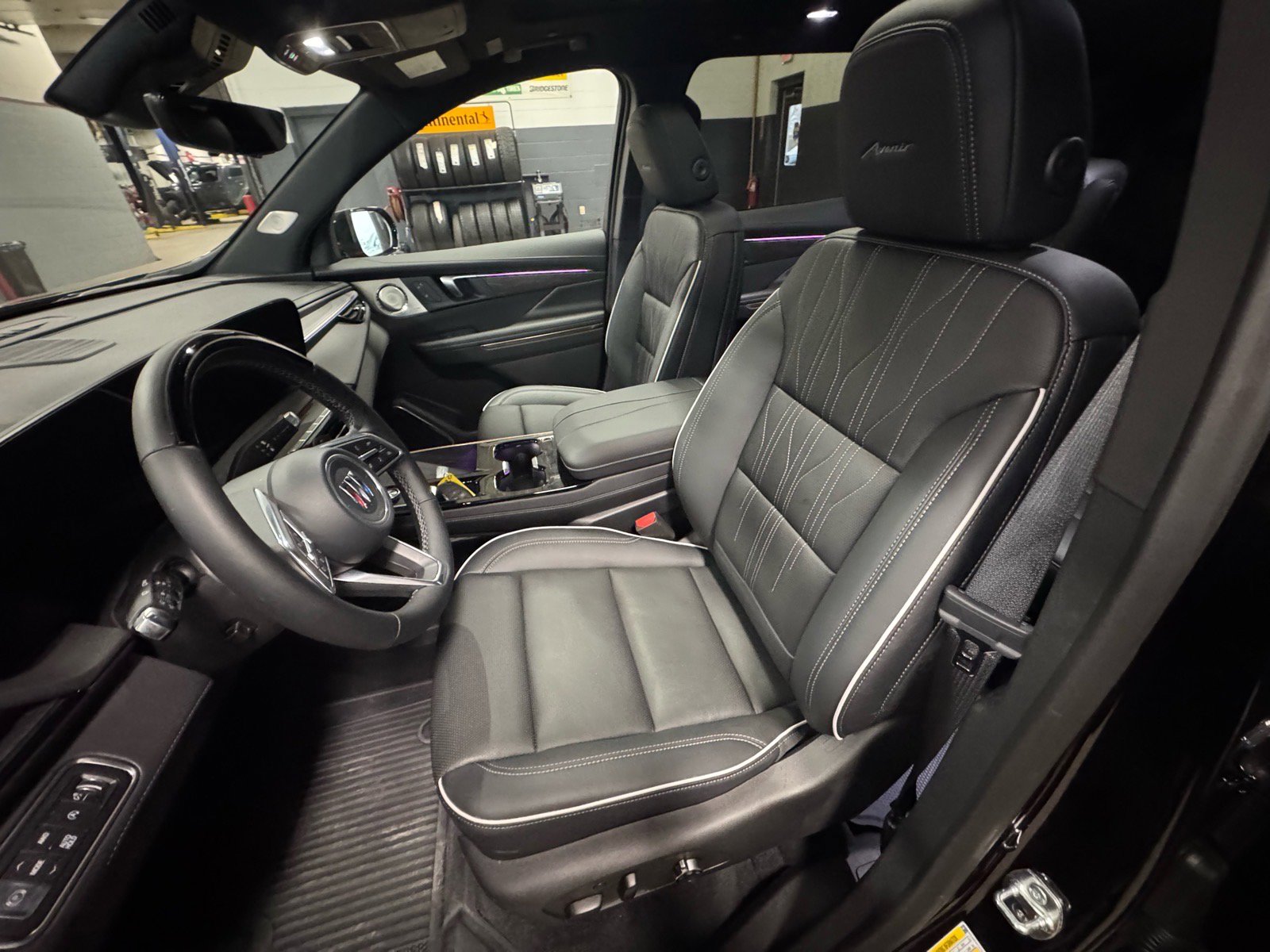 Used 2026 Buick Enclave Avenir w/ Super Cruise Package image 20