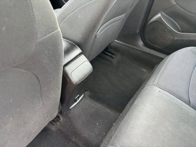 Used 2017 Chevrolet Cruze LT w/ RS Package image 30