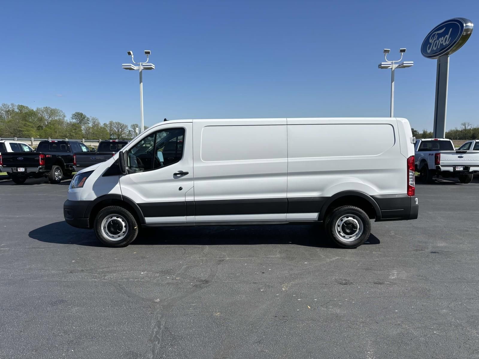 New 2025 Ford Transit 150 Low Roof image 27