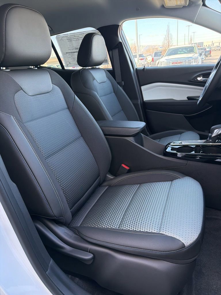 New 2026 Chevrolet Trax LT w/ Driver Confidence Package image 8