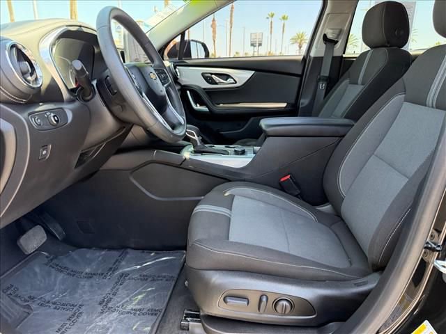 Used 2023 Chevrolet Blazer LT AWD/4WD image 6