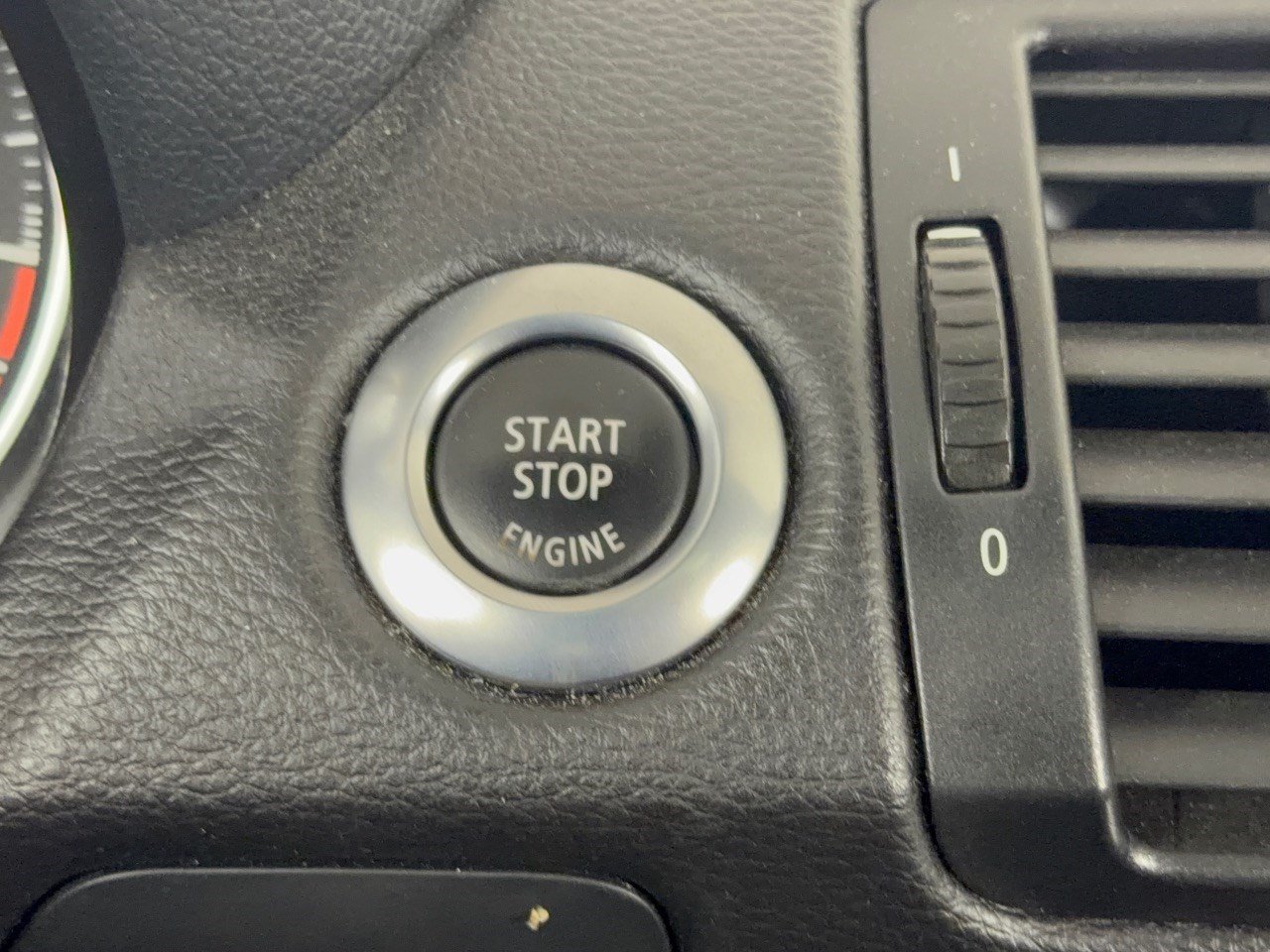 Used 2013 BMW 135i Coupe RWD image 20