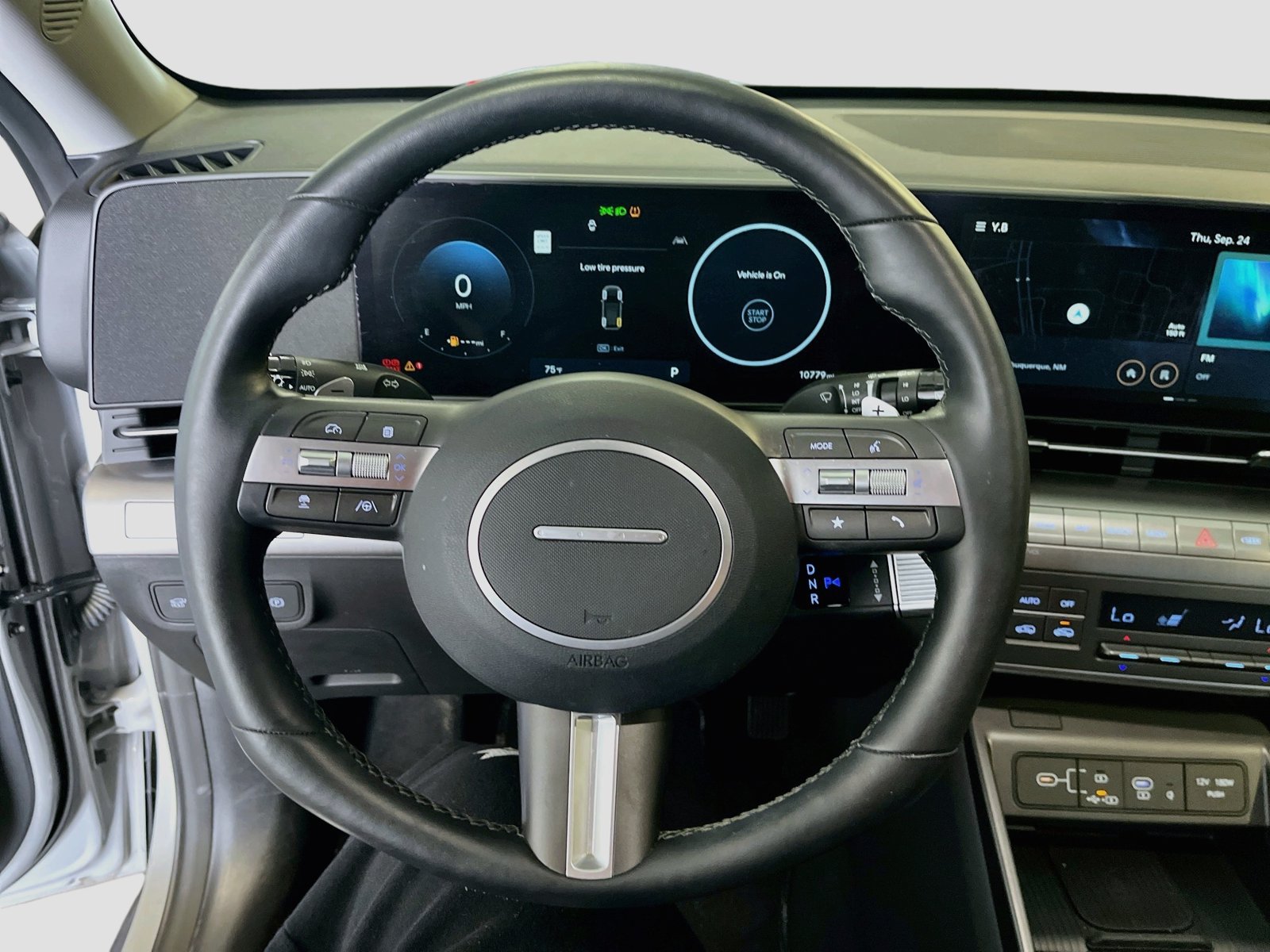 Used 2026 Hyundai Kona Limited AWD/4WD image 11