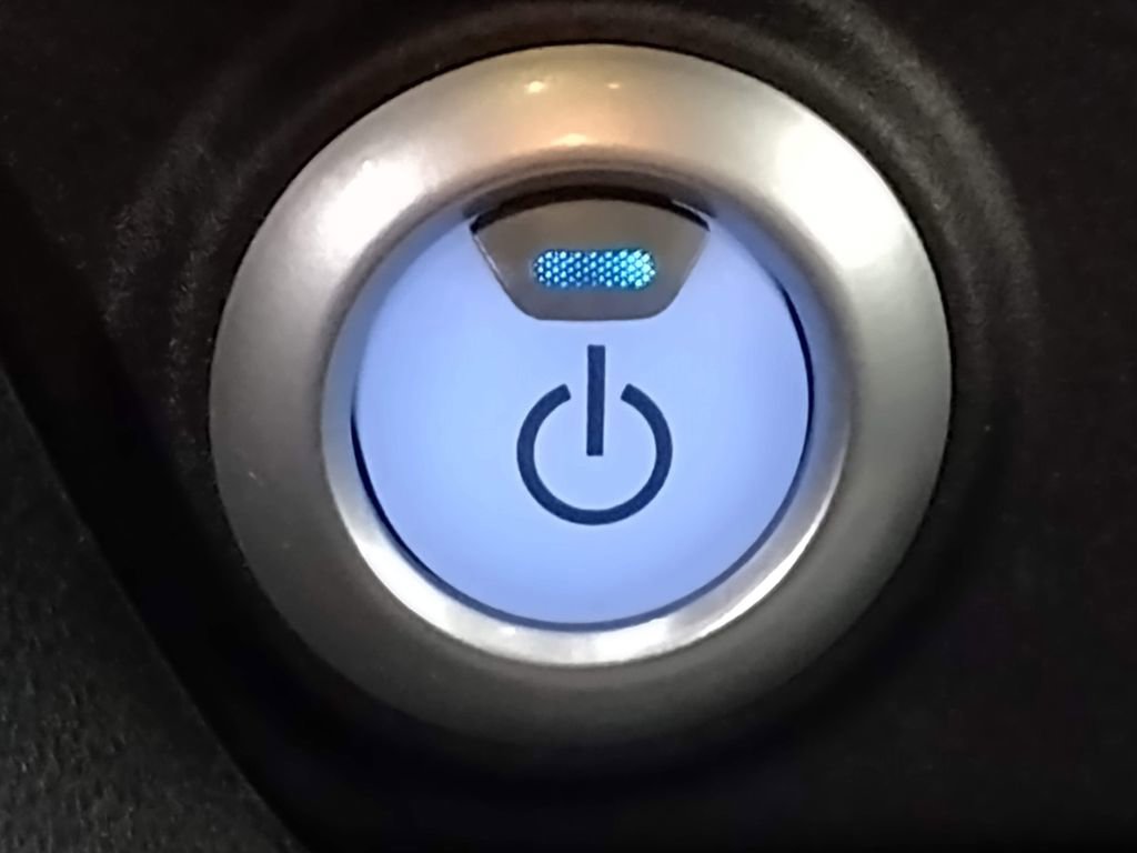 Used 2023 Nissan Leaf S image 29