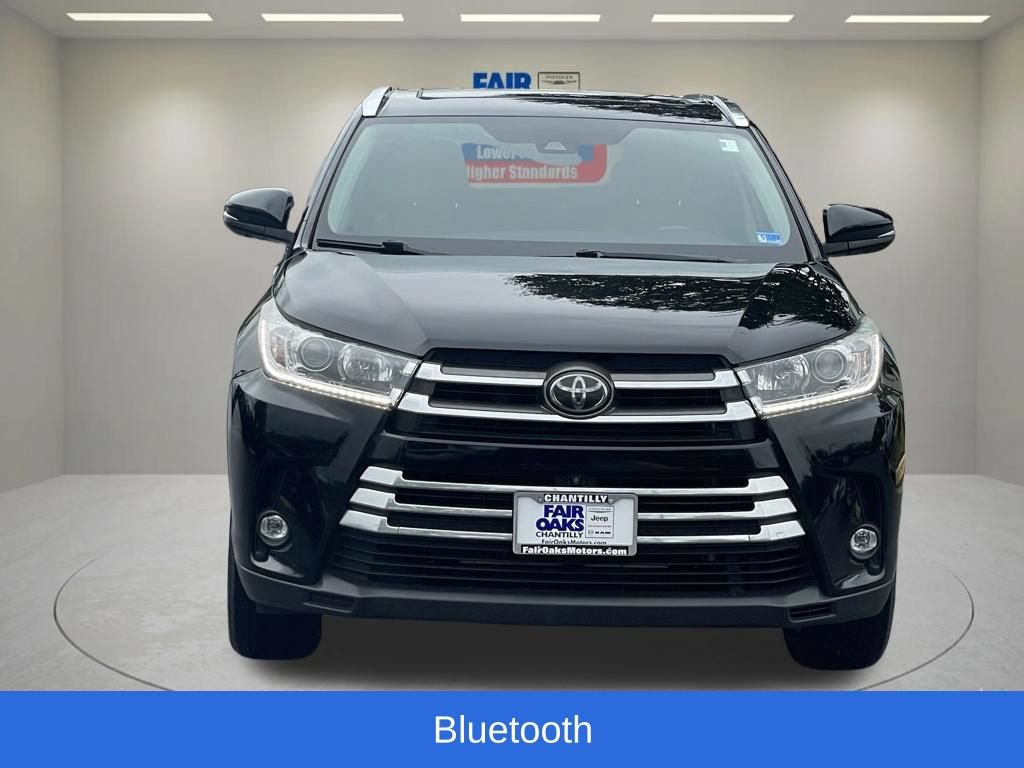 Used 2019 Toyota Highlander Limited AWD/4WD image 4