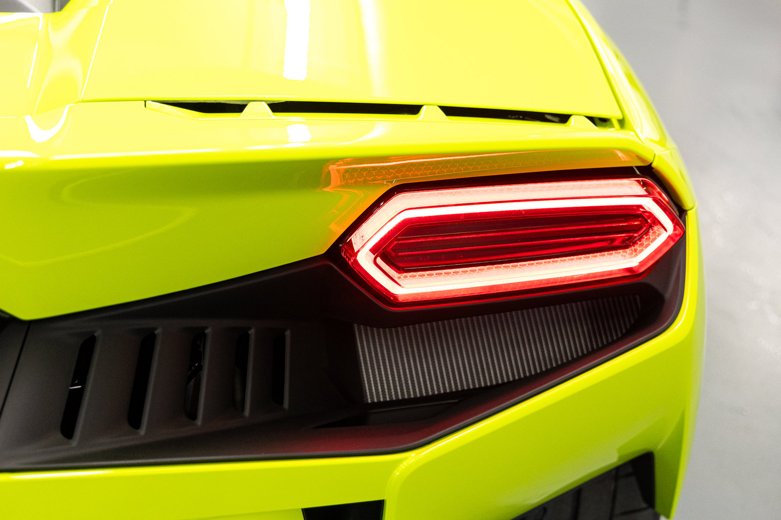 Used 2026 Lamborghini Temerario AWD/4WD image 23