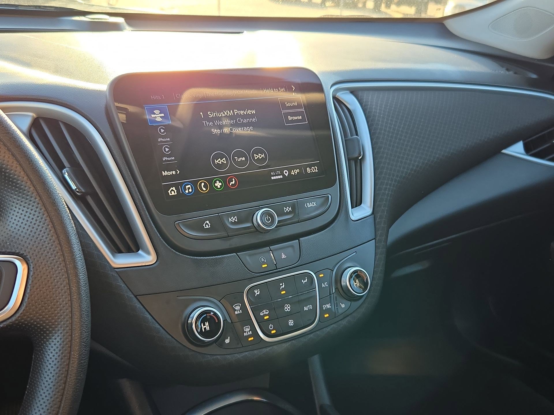 Used 2024 Chevrolet Malibu LT image 23