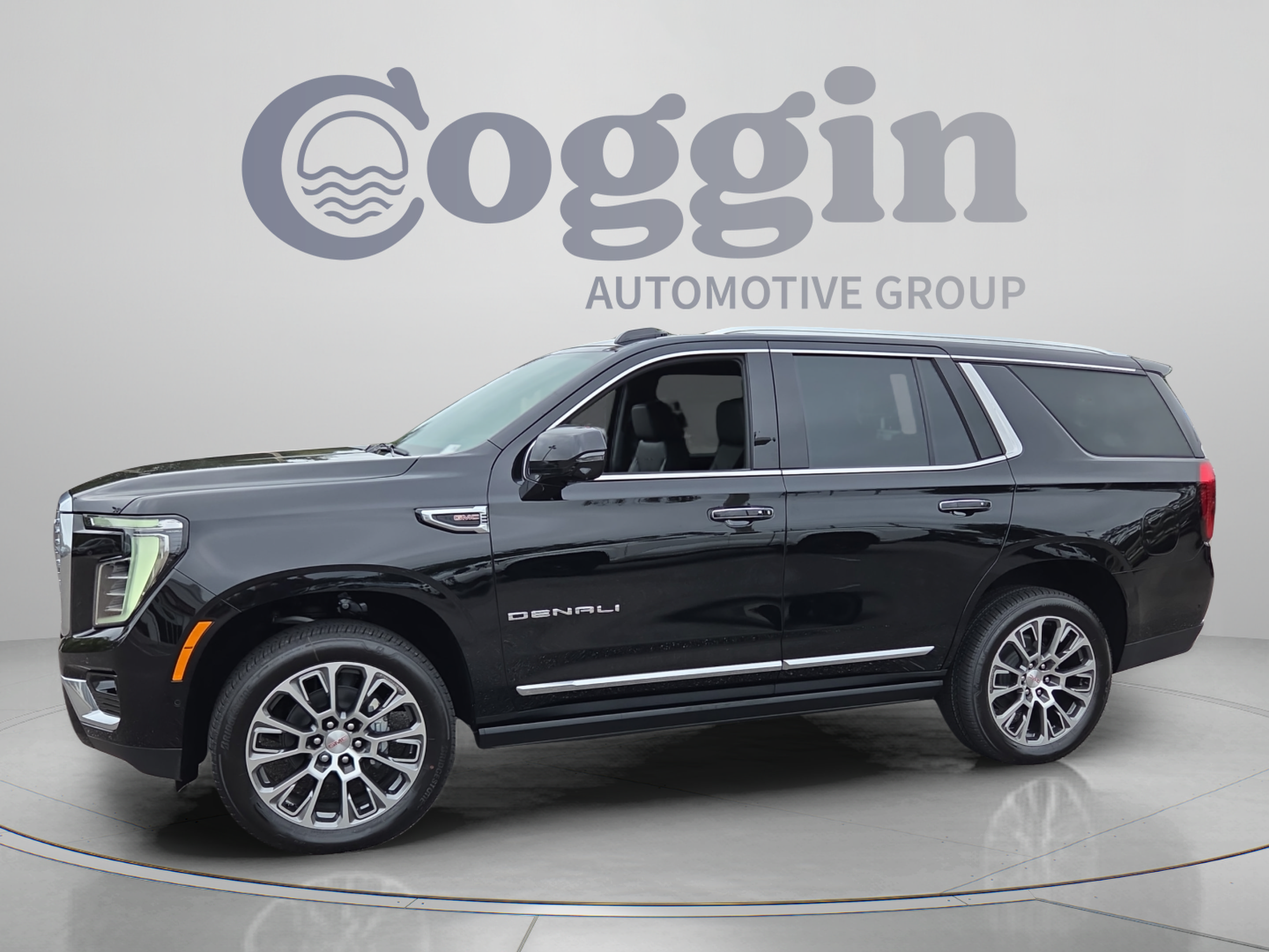 New 2026 GMC Yukon Denali w/ Denali Reserve Package