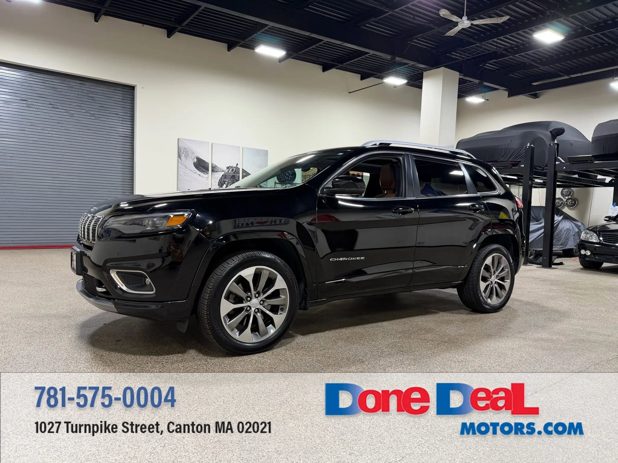 Used 2019 Jeep Cherokee Overland w/ Technology Group