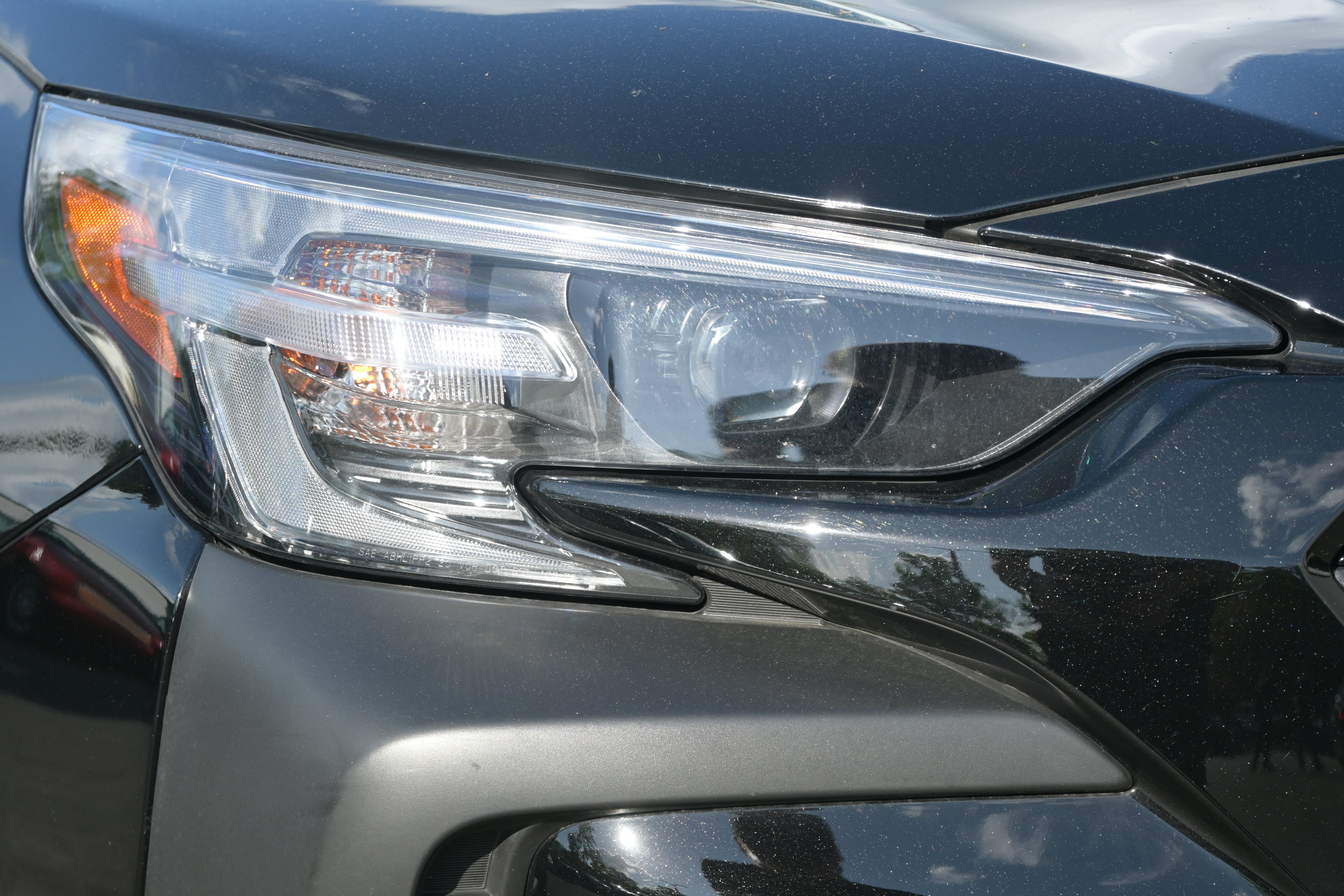 Certified 2025 Subaru Outback Onyx Edition AWD/4WD image 11