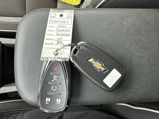 Used 2021 Chevrolet TrailBlazer LT w/ Sun and Liftgate Package AWD/4WD image 47