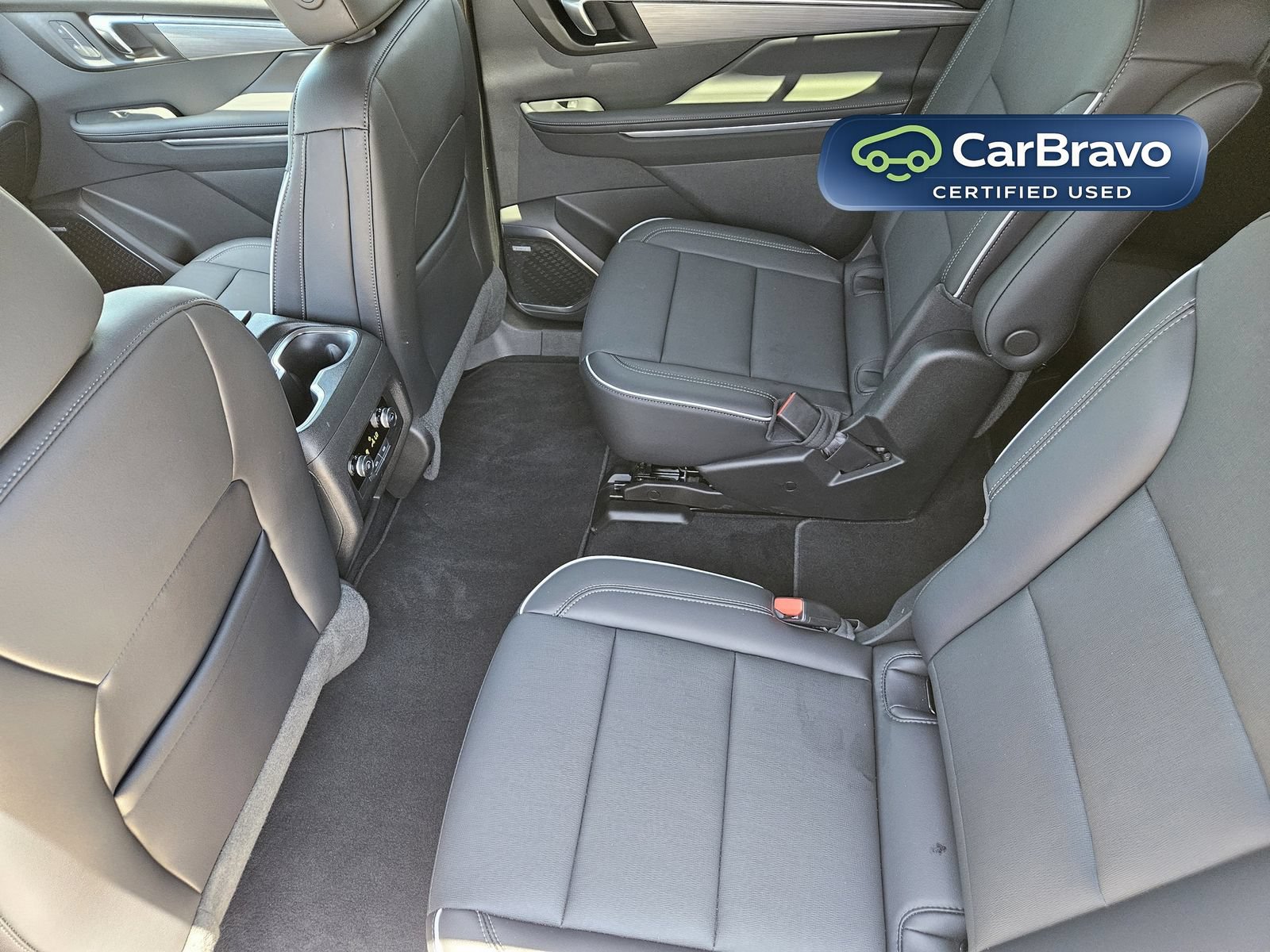Certified 2026 Buick Enclave Preferred FWD image 30