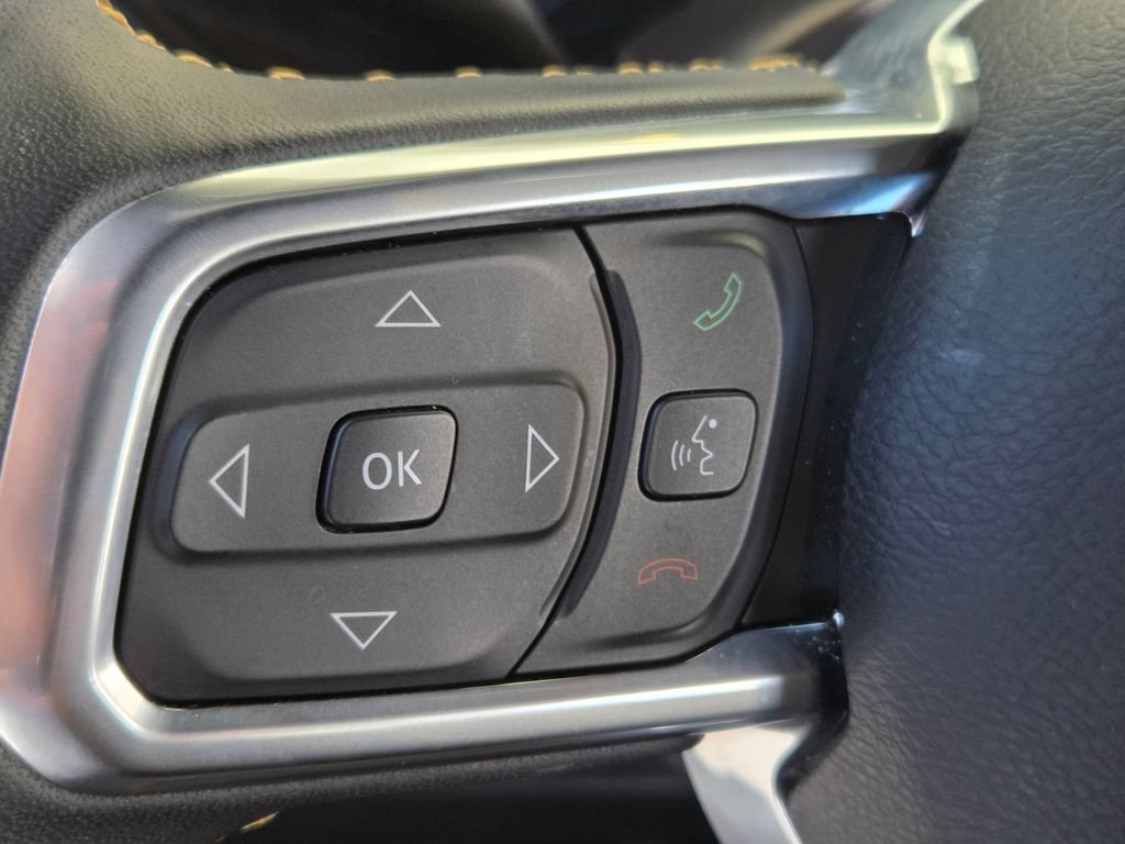 Used 2024 Jeep Wrangler Unlimited Sahara w/ Technology Group AWD/4WD image 35