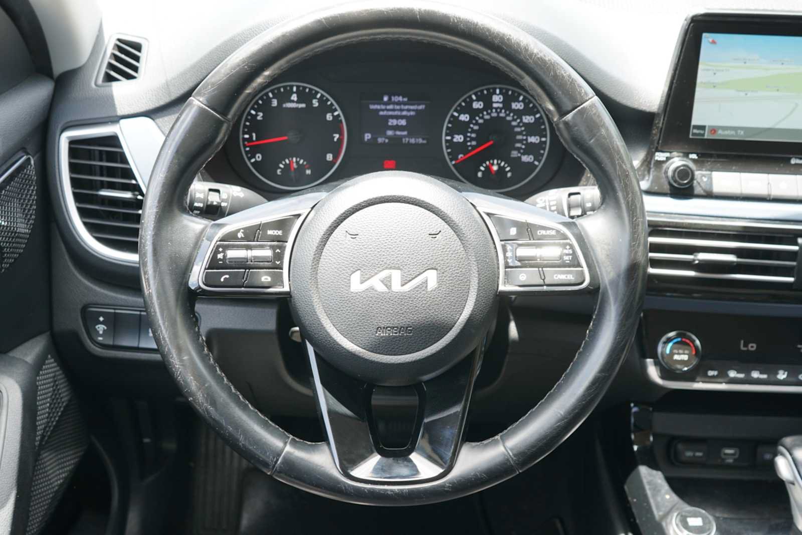Used 2022 Kia Seltos S FWD image 21