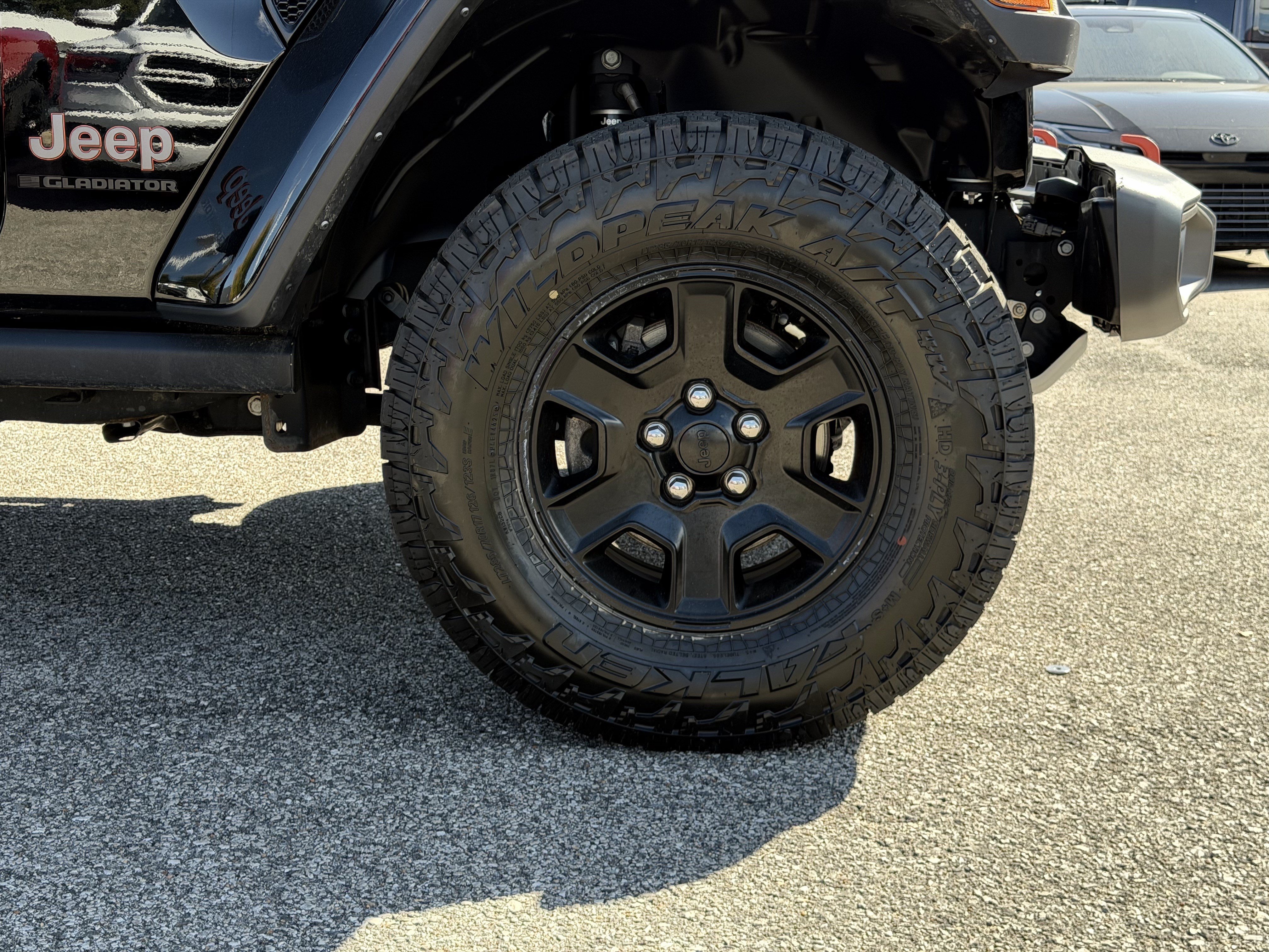 Used 2023 Jeep Gladiator Mojave w/ Cold Weather Group AWD/4WD image 13