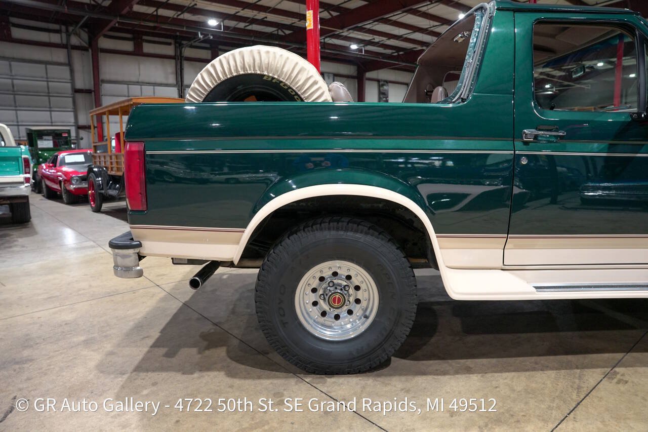 Used 1992 Ford Bronco Eddie Bauer AWD/4WD image 9