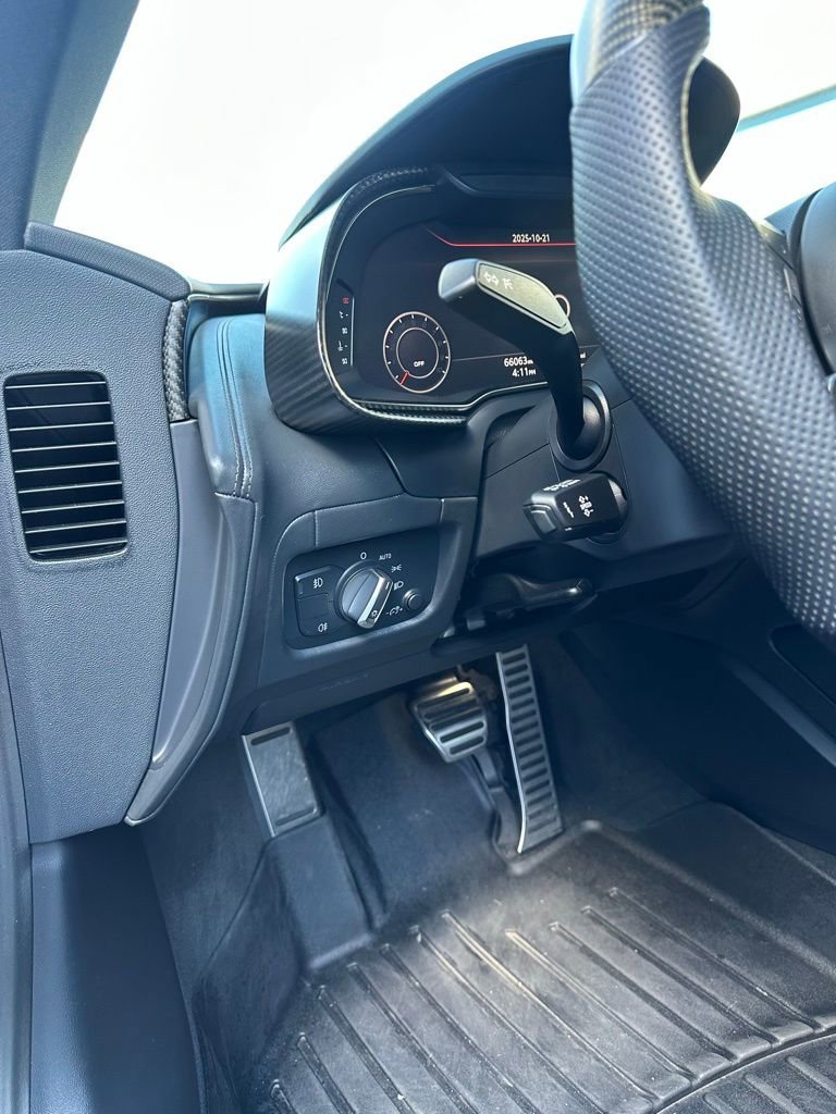 Used 2017 Audi R8 V10 plus image 23