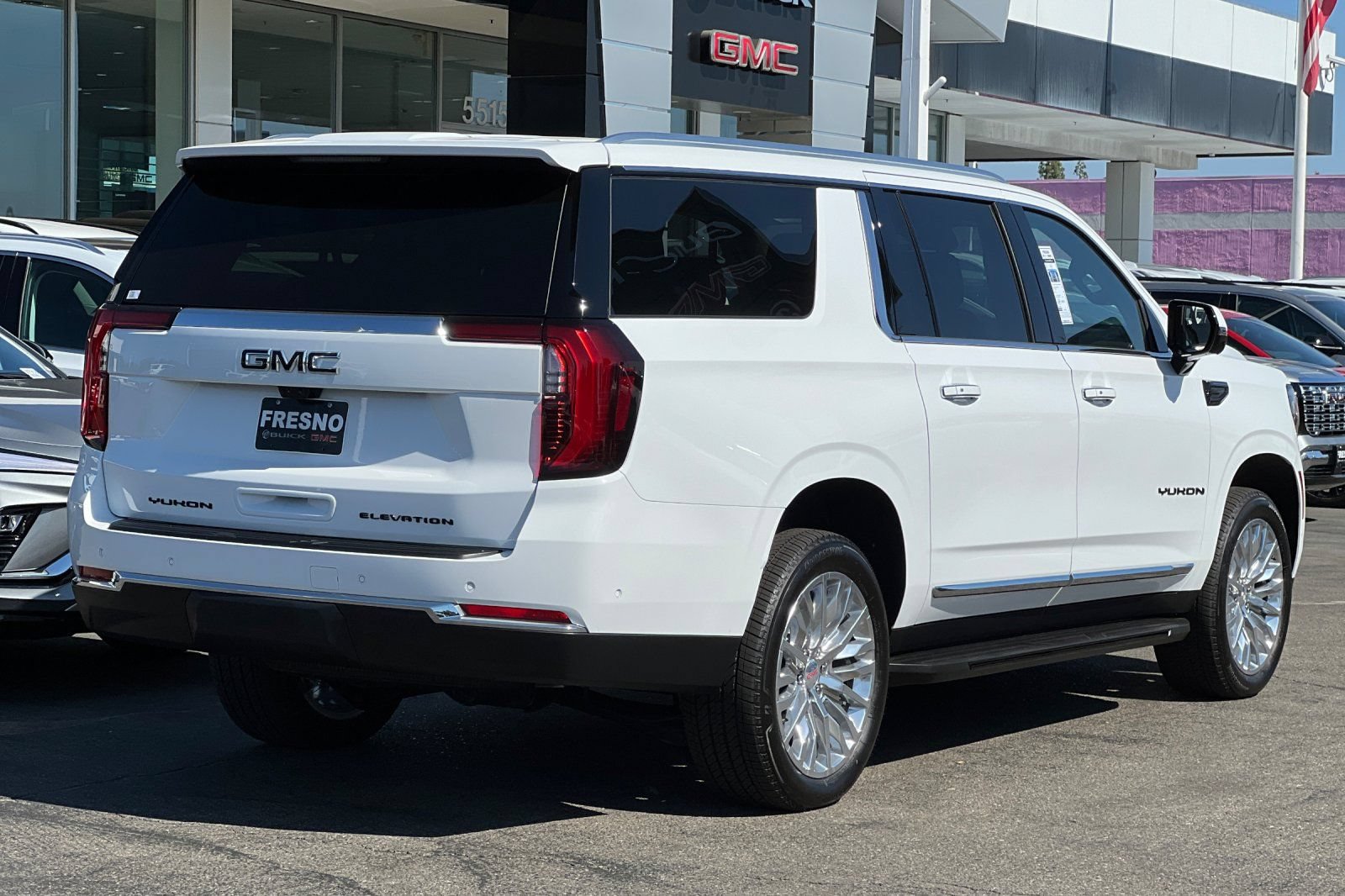New 2026 GMC Yukon XL Elevation w/ Elevation Premium Package AWD/4WD image 4