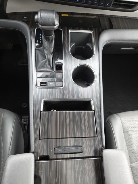 Used 2021 Toyota Sienna Limited image 20