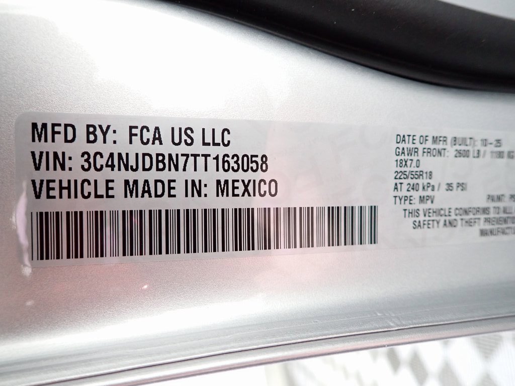 New 2026 Jeep Compass Latitude image 33