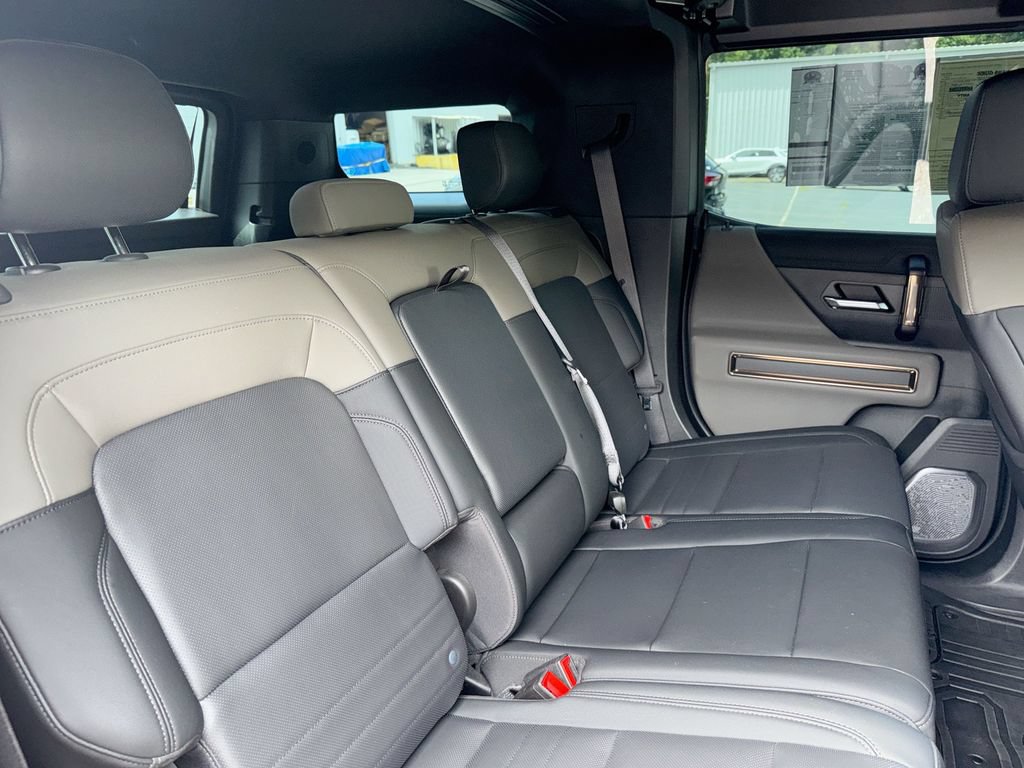Used 2024 GMC Hummer EV 3X AWD/4WD image 29
