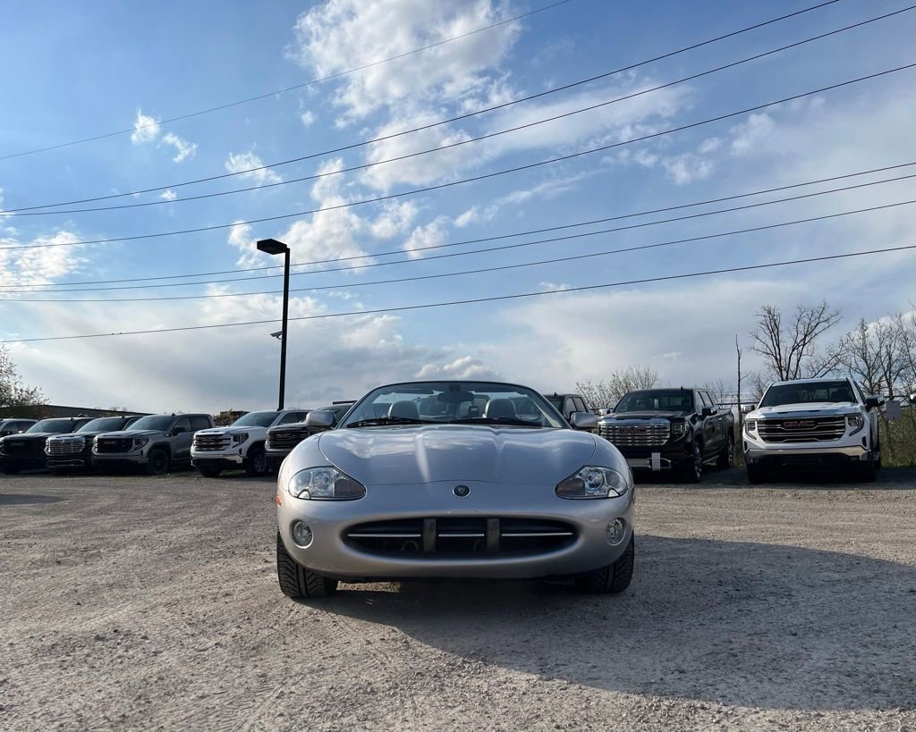 Used 2004 Jaguar XK8 Convertible RWD image 4