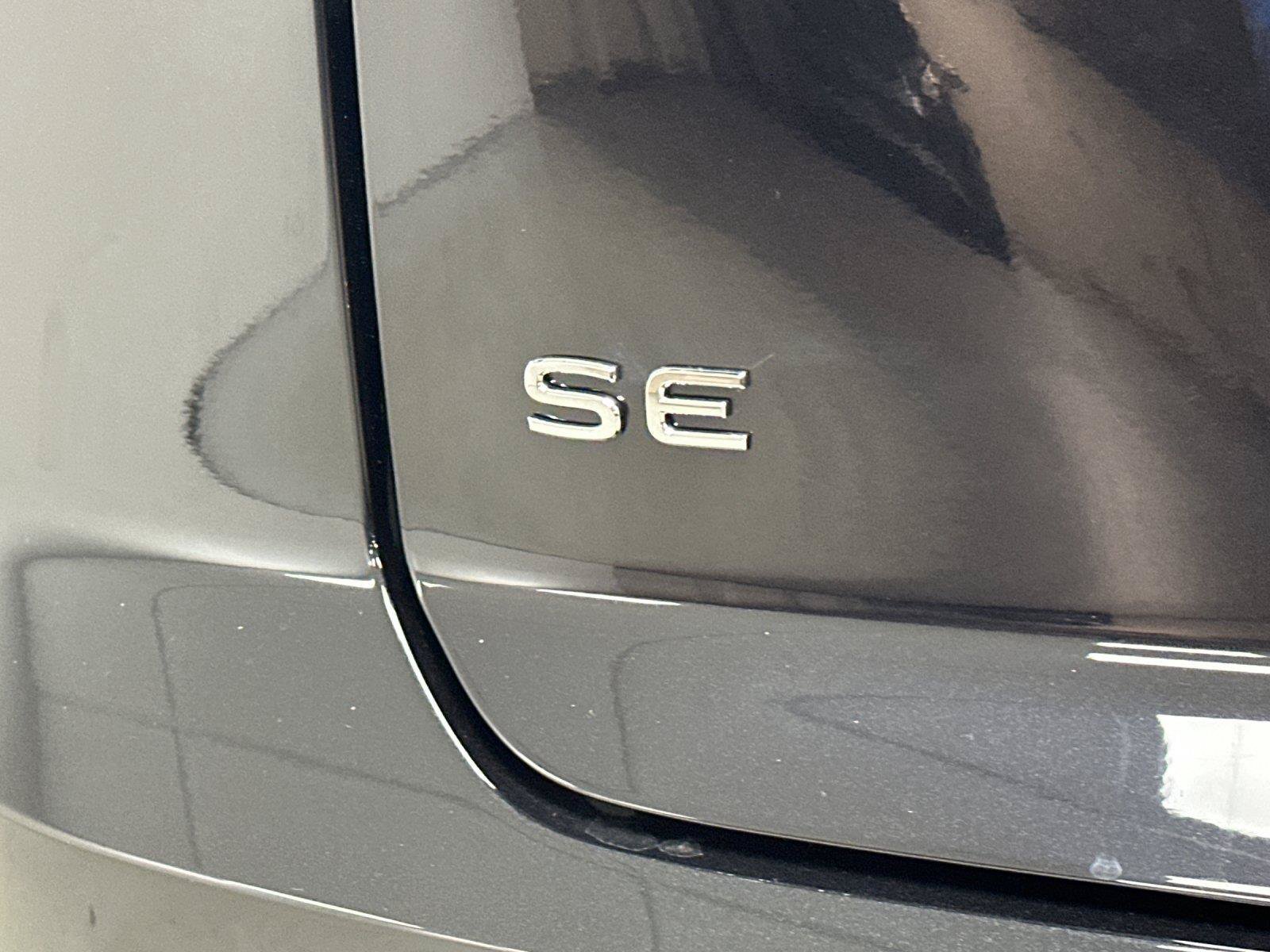 New 2026 Volkswagen Atlas Cross Sport SE AWD/4WD image 25
