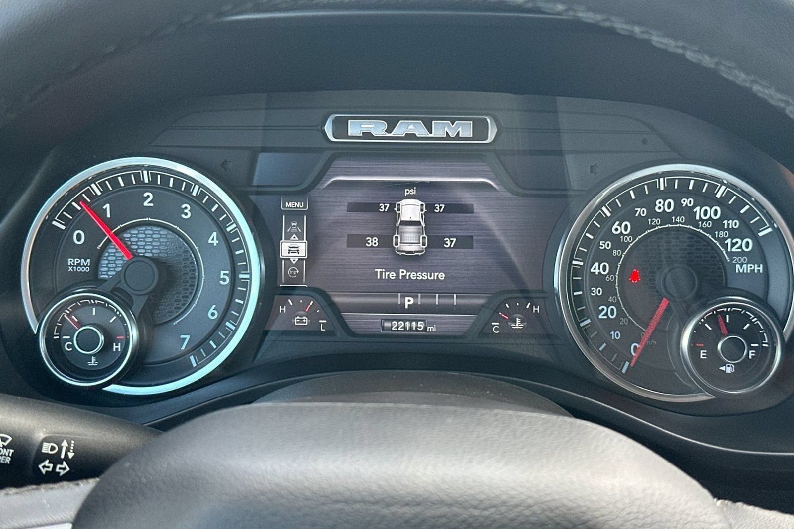 Used 2025 RAM 1500 Big Horn RWD image 32
