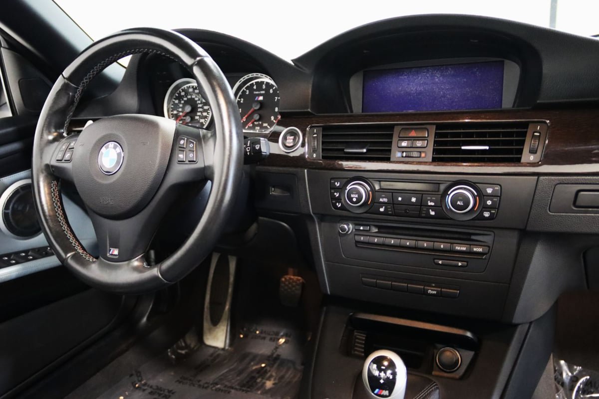 Used 2011 BMW M3 Convertible RWD image 57