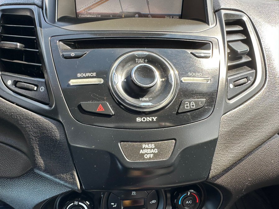 Used 2014 Ford Fiesta ST FWD image 21