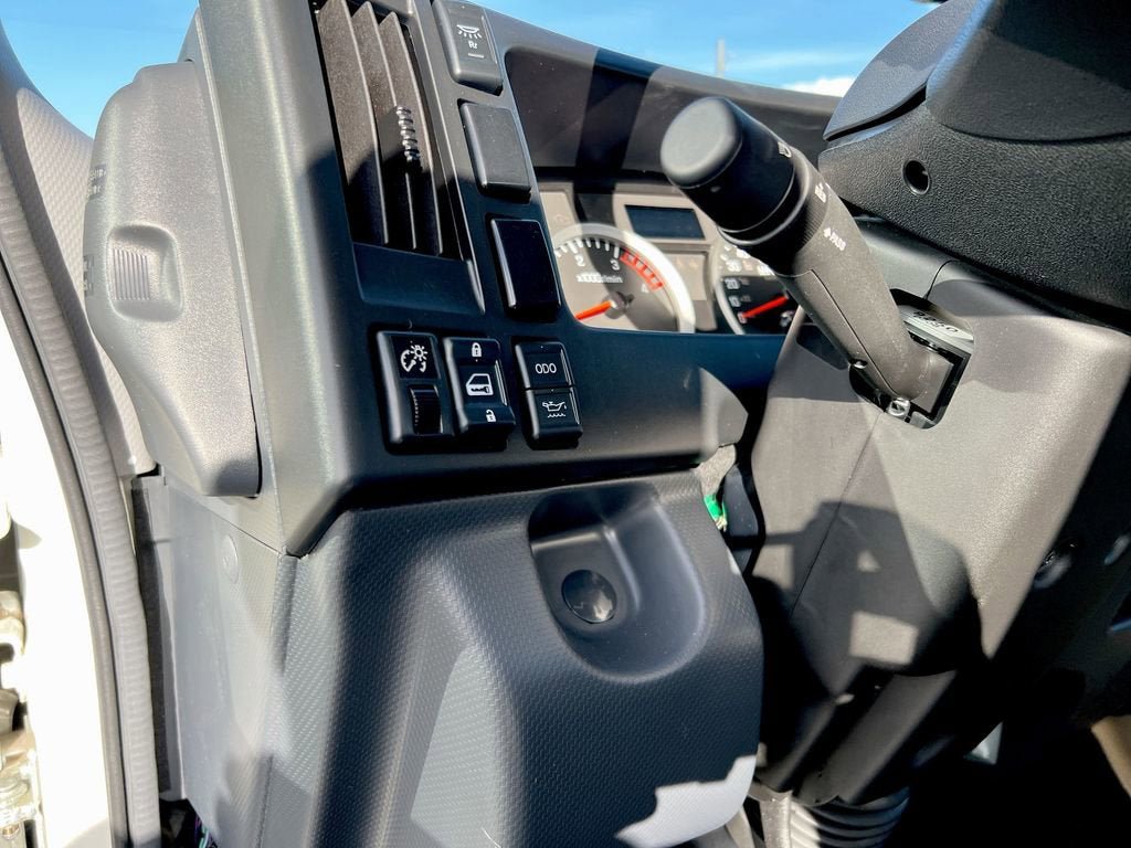 New 2024 Chevrolet Low Cab Forward 5500HD RWD image 40
