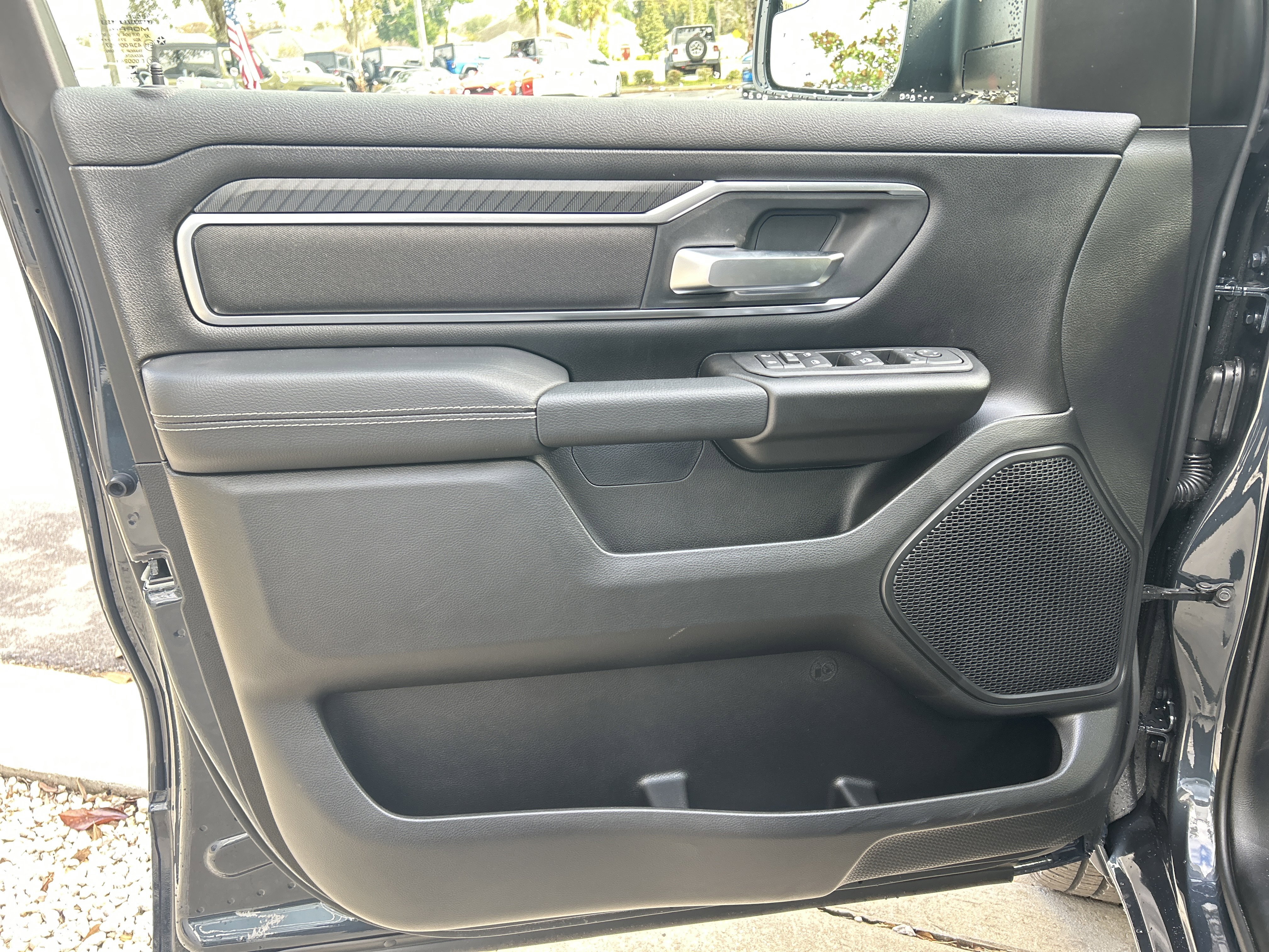 New 2026 RAM 1500 4x4 Crew Cab image 10