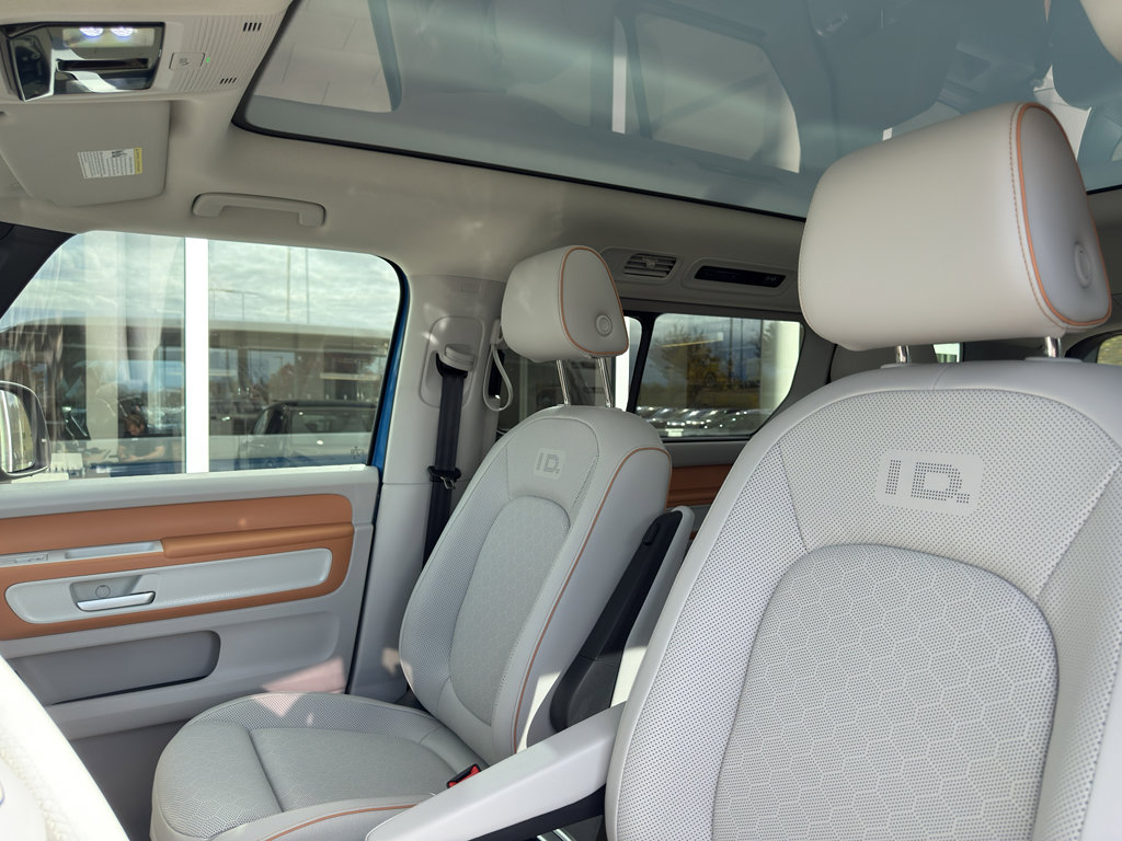 New 2025 Volkswagen ID. Buzz Pro S Plus image 8