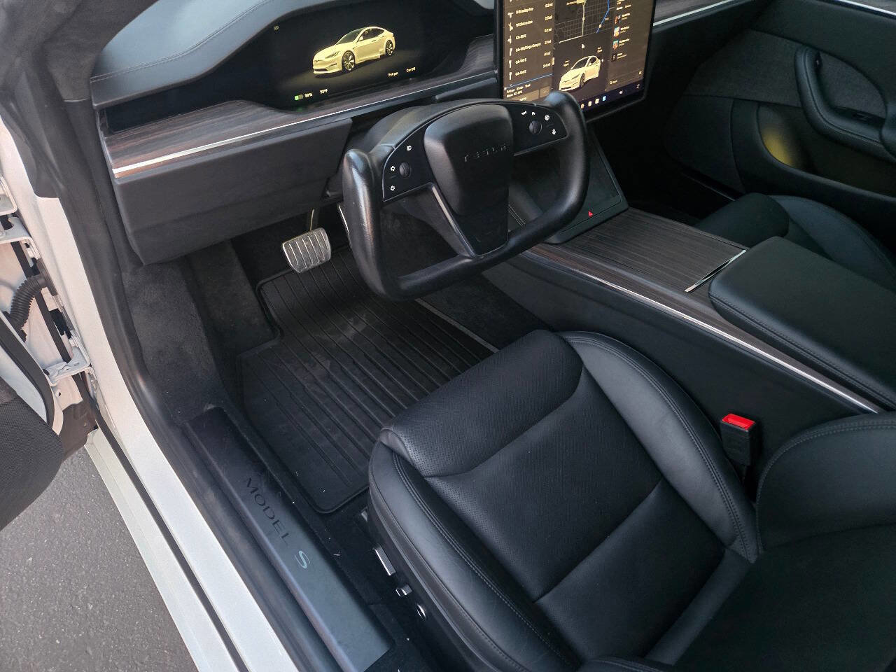 Used 2022 Tesla Model S AWD/4WD image 18