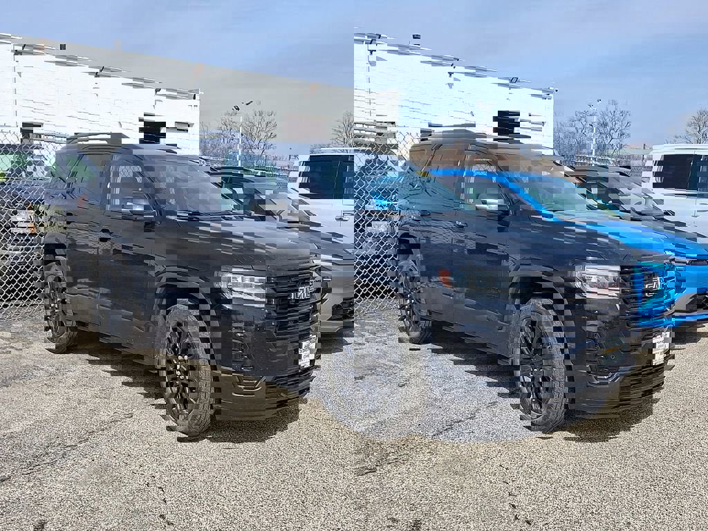 Certified 2022 GMC Acadia SLE w/ Driver Convenience Package image 6