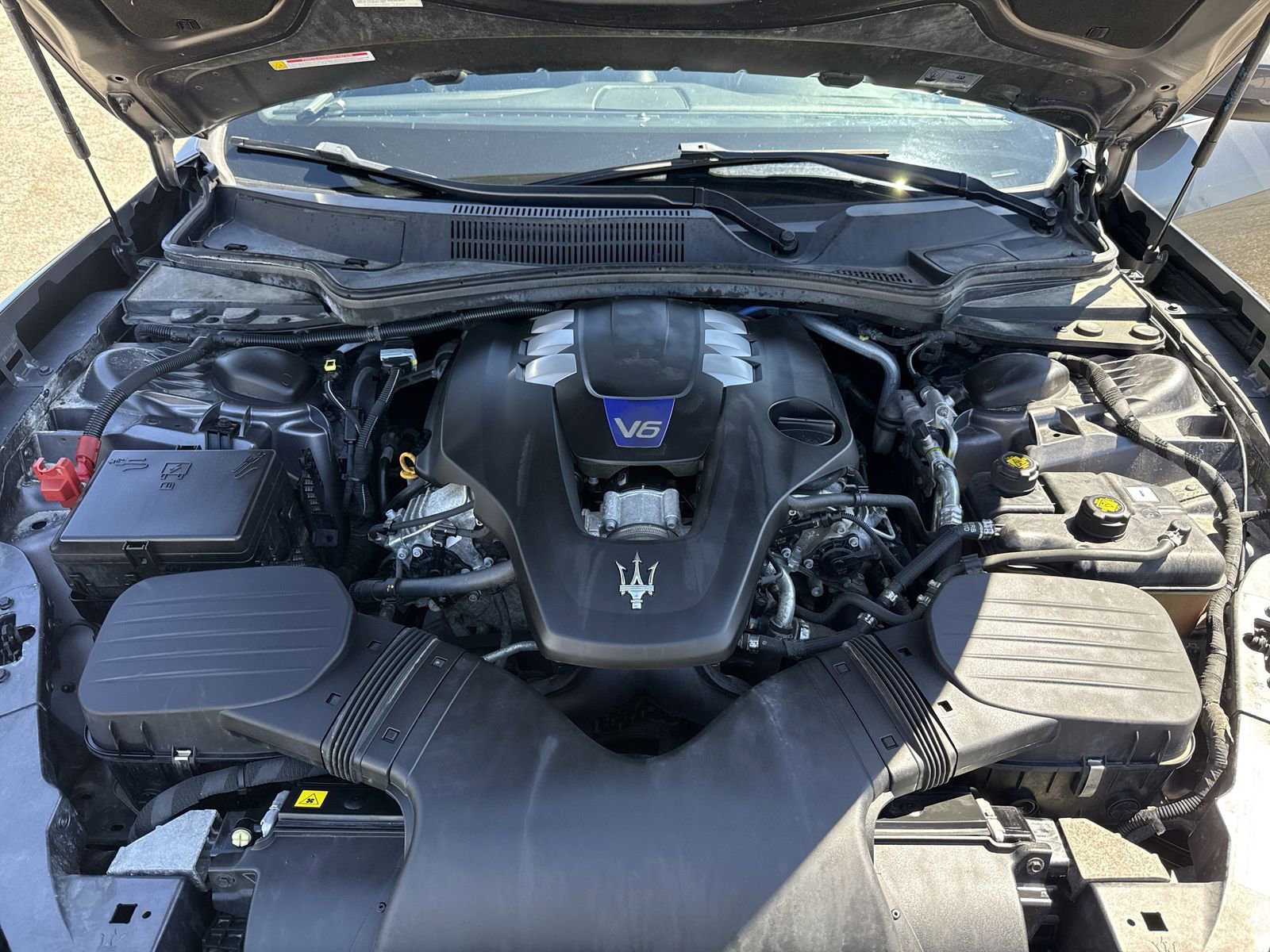 Used 2019 Maserati Ghibli S Q4 image 16