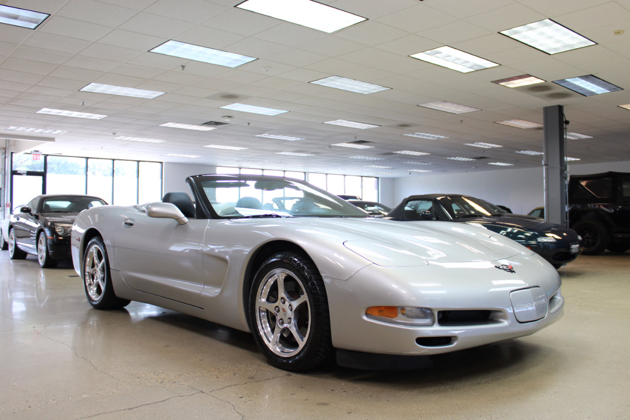 Used 2004 Chevrolet Corvette Convertible w/ Preferred Equipment Group image 29