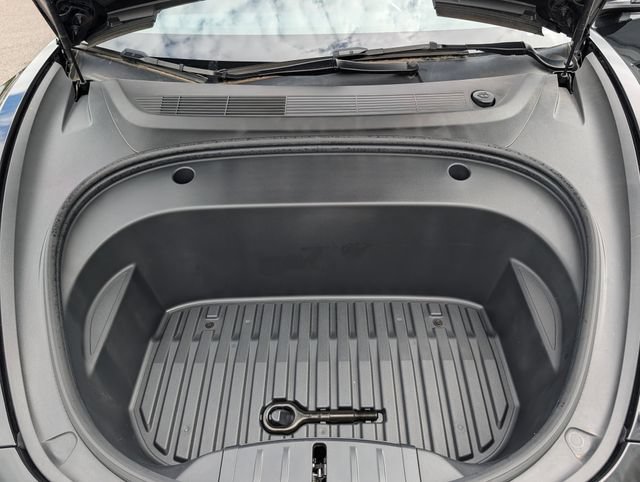 Used 2023 Tesla Model 3 Long Range AWD/4WD image 10