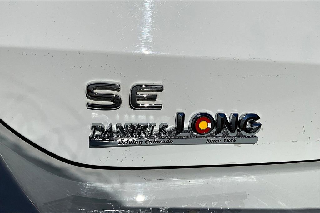 Used 2023 Volkswagen Taos SE image 34