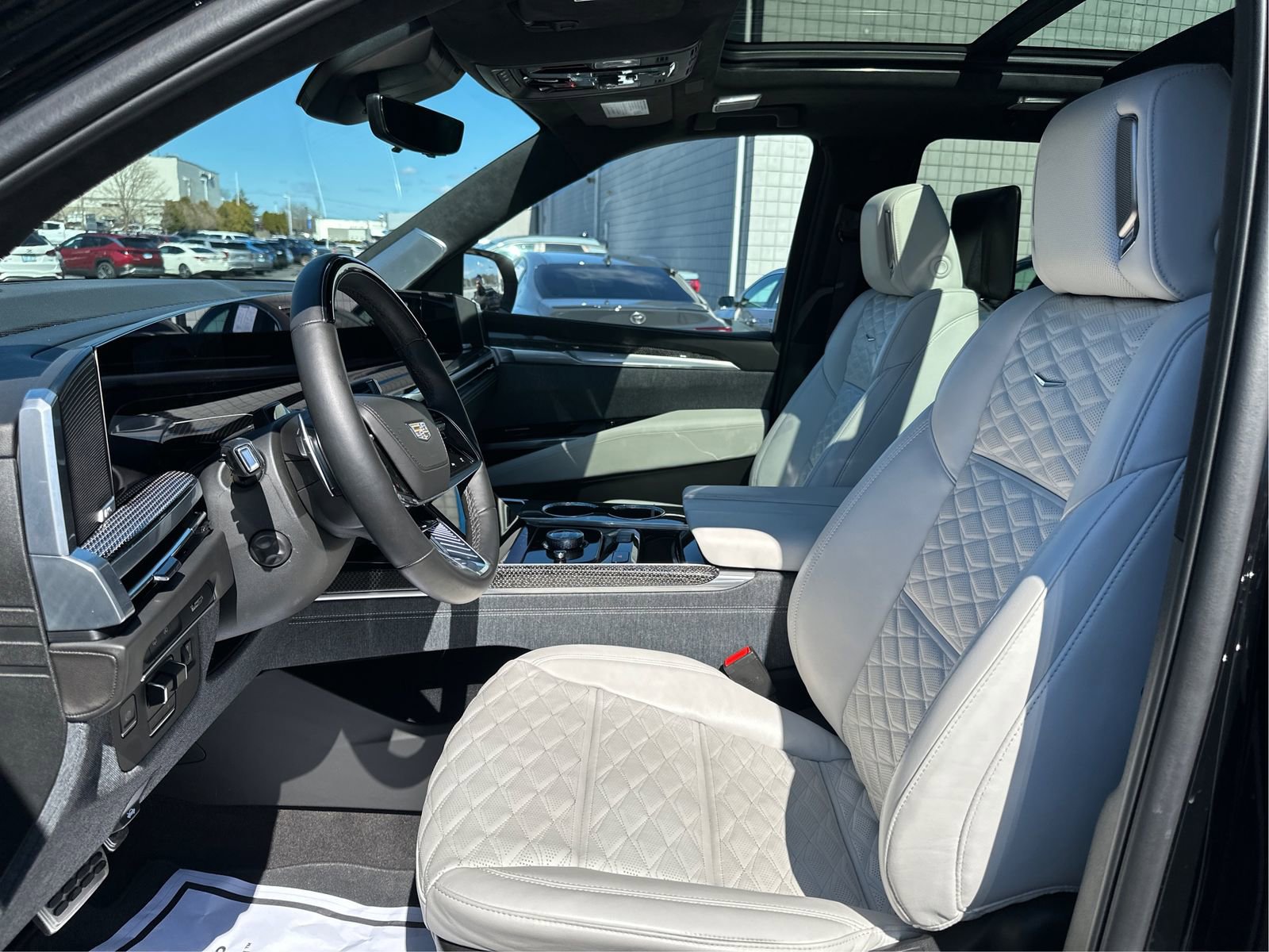 Certified 2025 Cadillac Escalade V w/ LPO, Floor Liner Package AWD/4WD image 9