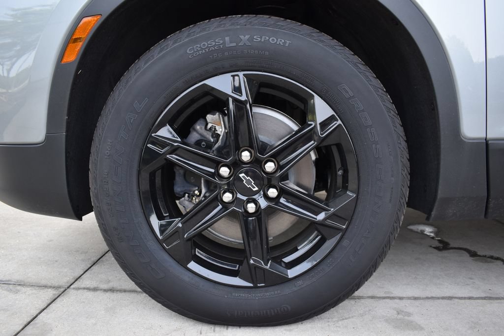 New 2026 Chevrolet Blazer LT w/ Convenience Package FWD image 16
