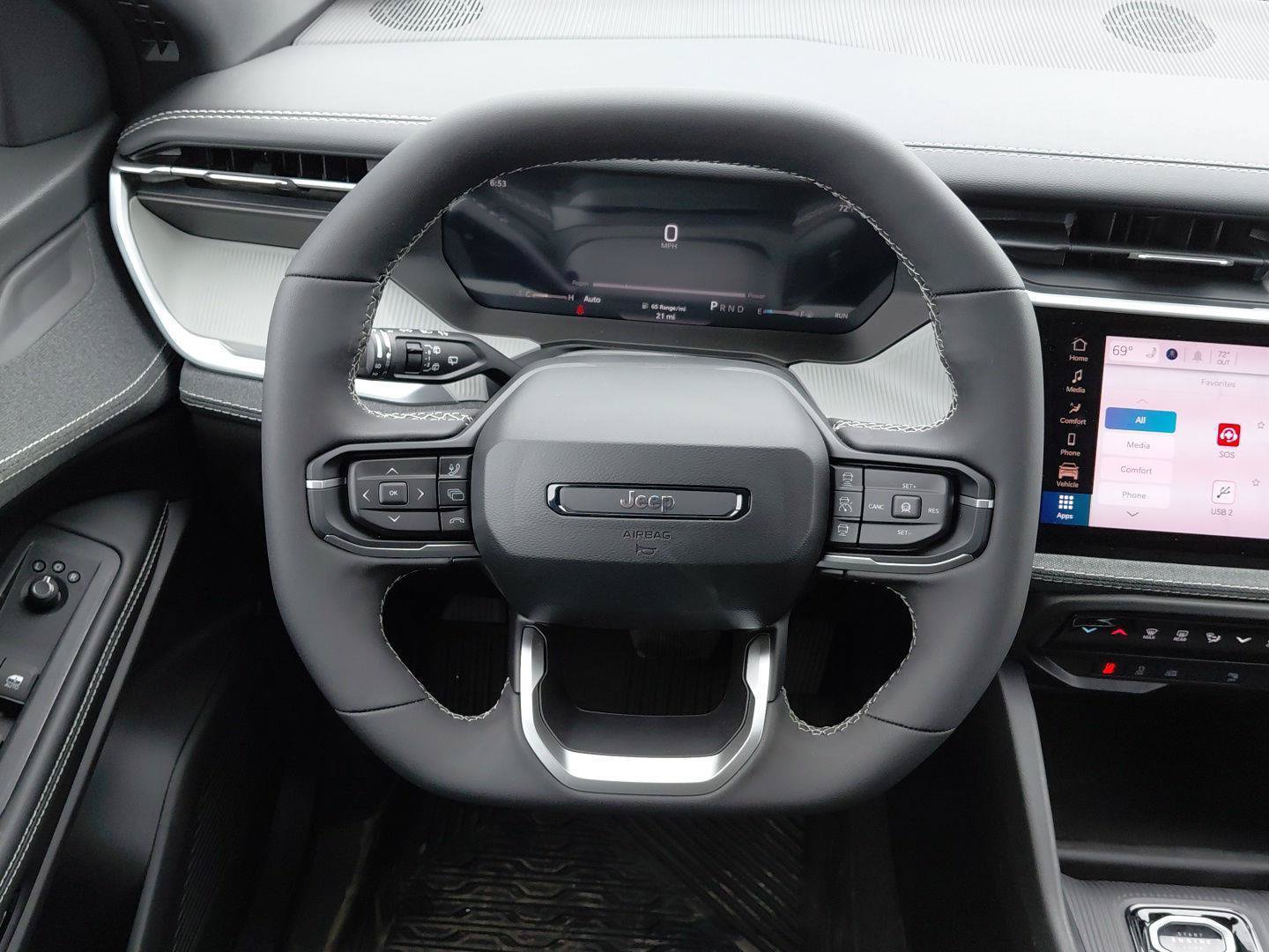New 2026 Jeep Cherokee Laredo AWD/4WD image 40