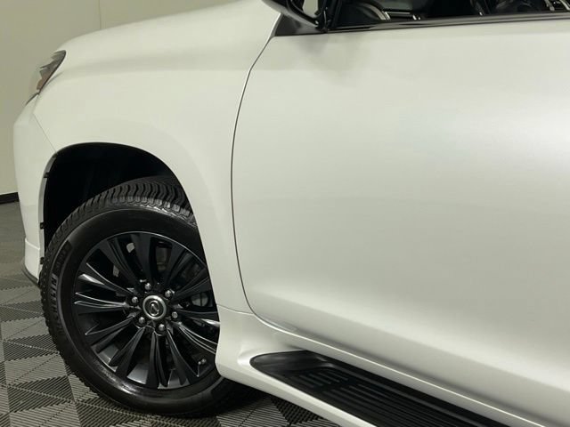 Used 2021 Lexus GX 460 Premium w/ Accessory Package AWD/4WD image 36