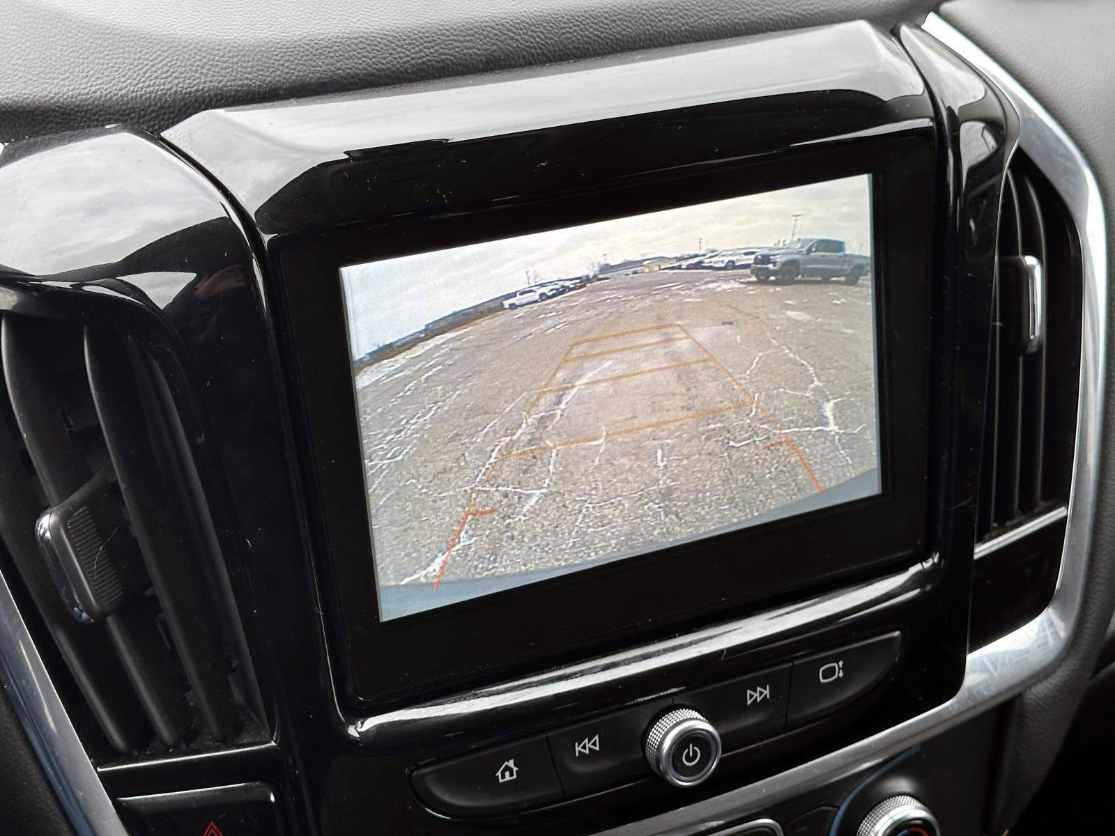 Used 2019 Chevrolet Traverse LT image 23