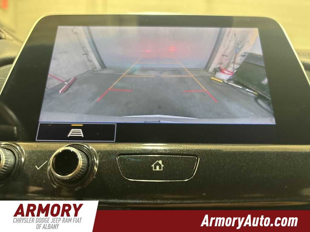 Used 2021 Cadillac CT4 V w/ Technology Package image 21