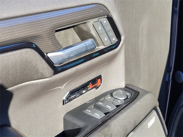 Used 2023 GMC Sierra 1500 AT4 w/ Technology Package image 22