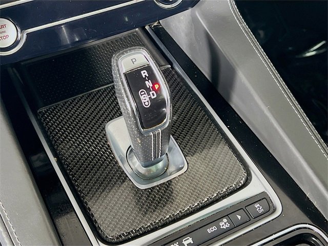 Used 2019 Jaguar F-PACE SVR image 23