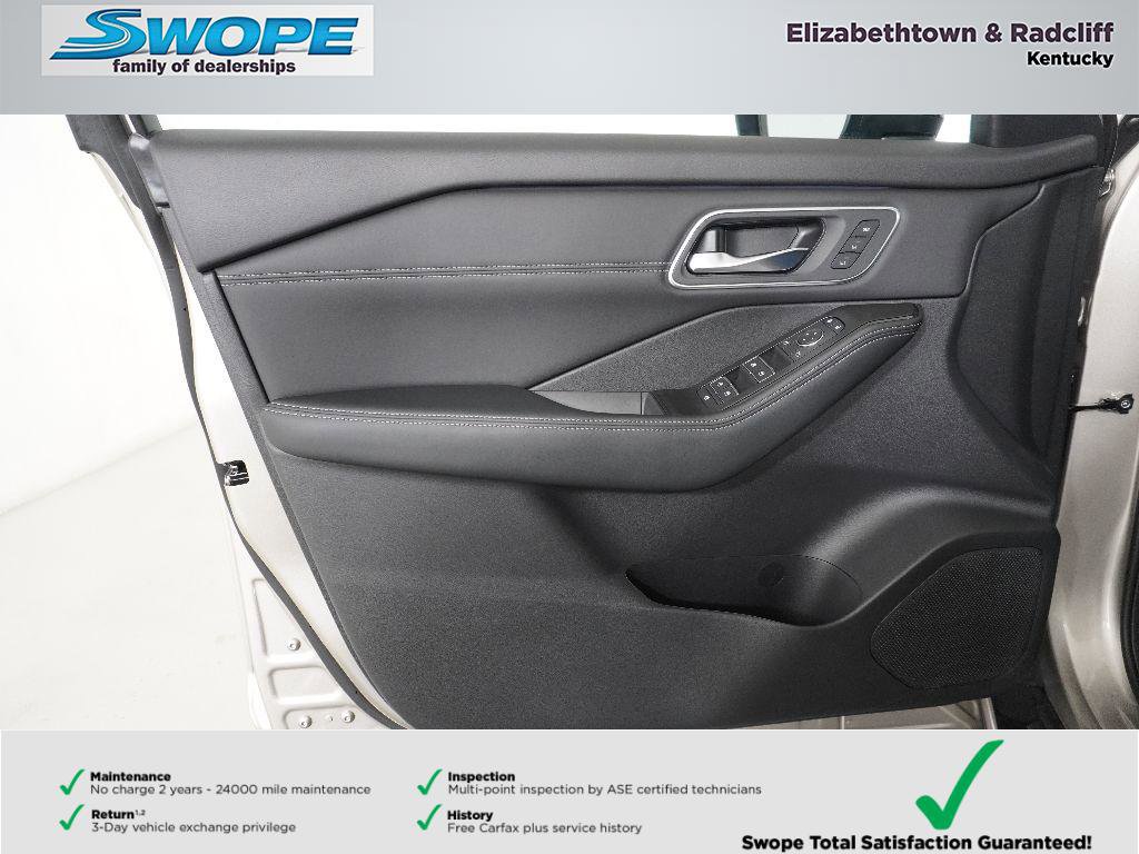 New 2026 Nissan Rogue Platinum w/ Platinum Premium Package image 14